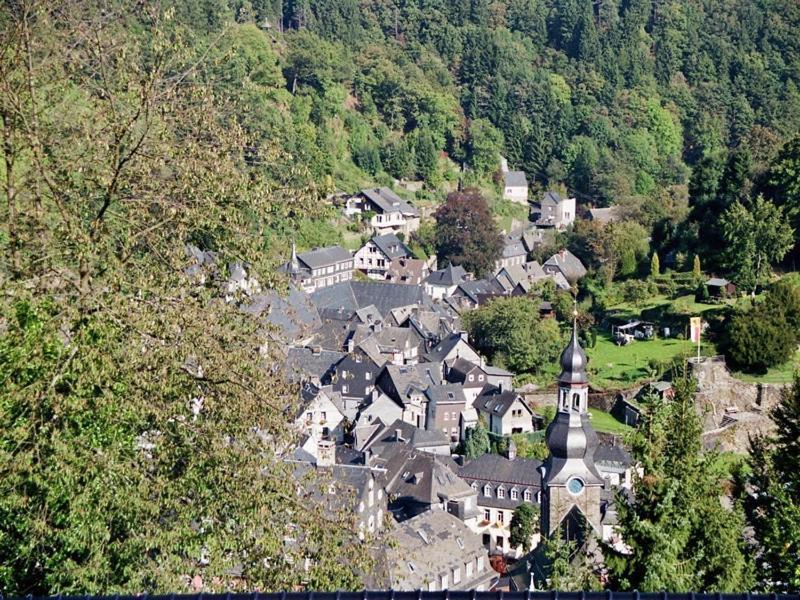 Zur Altstadt Monschau Eksteriør billede